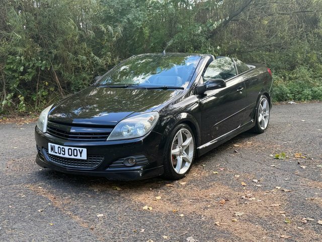Vauxhall Astra 2009 1.9 Td Exclusiv Exterior Pack Twin Top Di Black #6