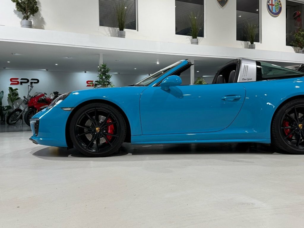Porsche 911 Targa 4 Gts 4Wd #41