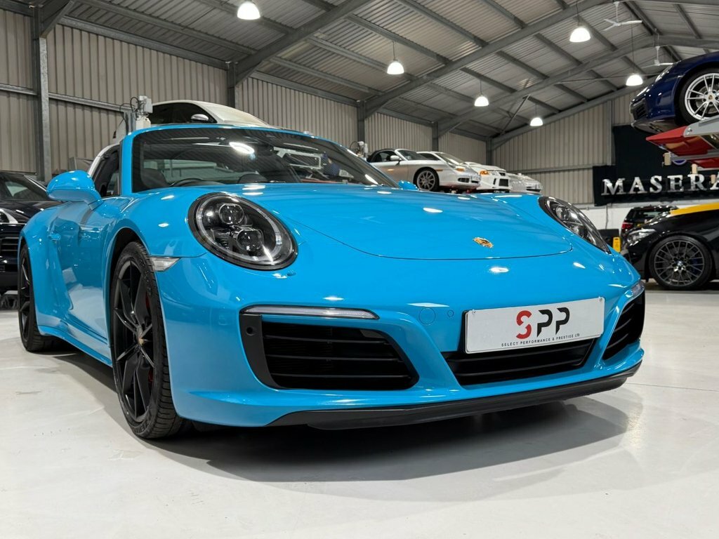 Porsche 911 Targa 4 Gts 4Wd #40