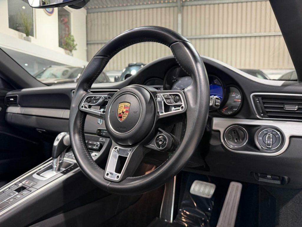 Porsche 911 Targa 4 Gts 4Wd #16