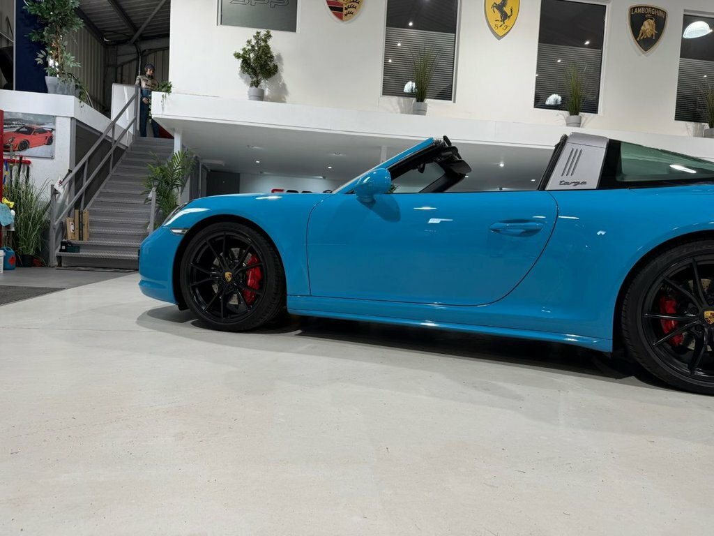 Porsche 911 Targa 4 Gts 4Wd #11