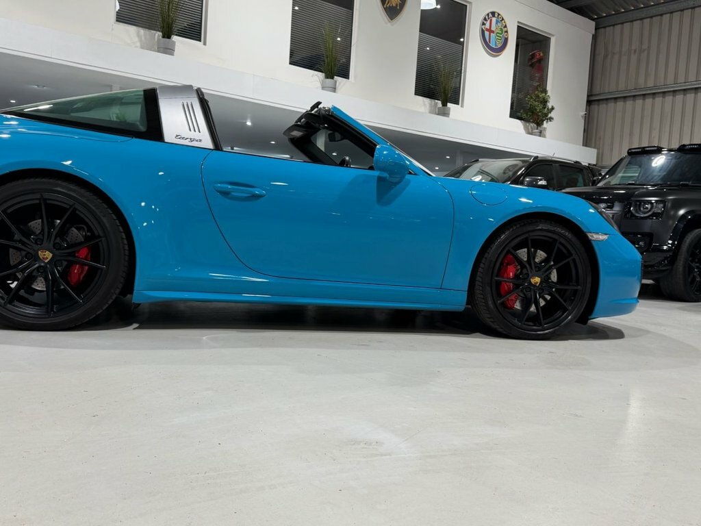 Porsche 911 Targa 4 Gts 4Wd #38