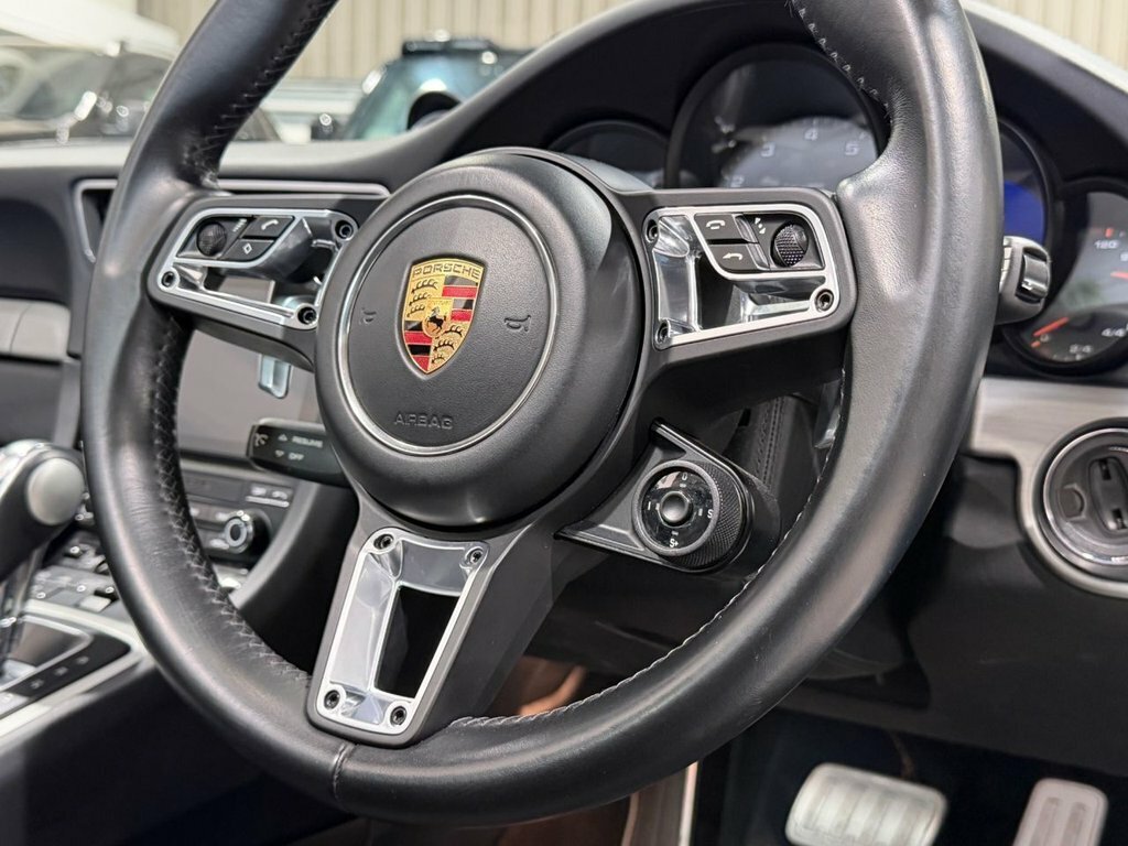 Porsche 911 Targa 4 Gts 4Wd #25