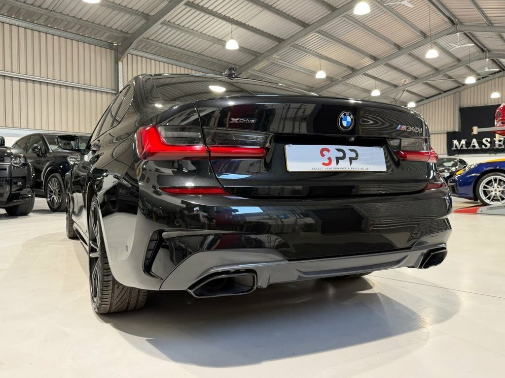 BMW 3 Series 3.0 M340d Mht Saloon Hybrid Xdrive Black #4