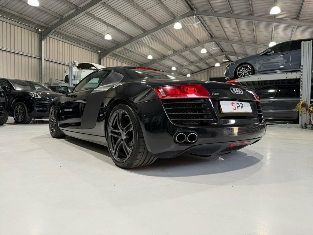 Audi R8 4.2 Fsi V8 Coupe Quattro Euro 4 Black #2