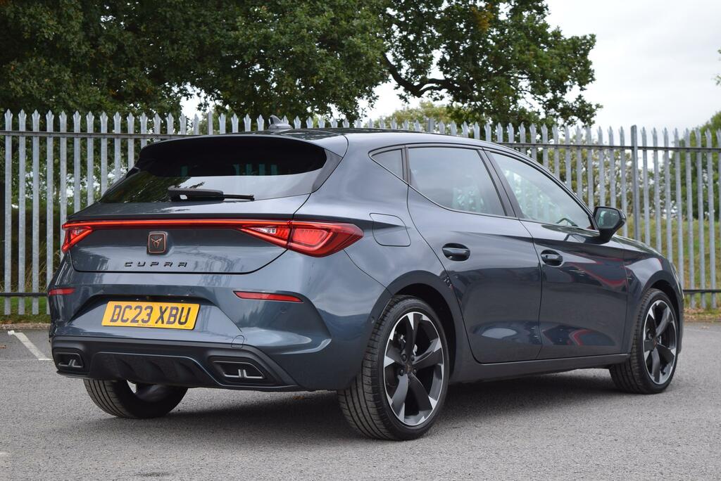 Cupra Leon 1.5 Etsi V1 Dsg Grey #4