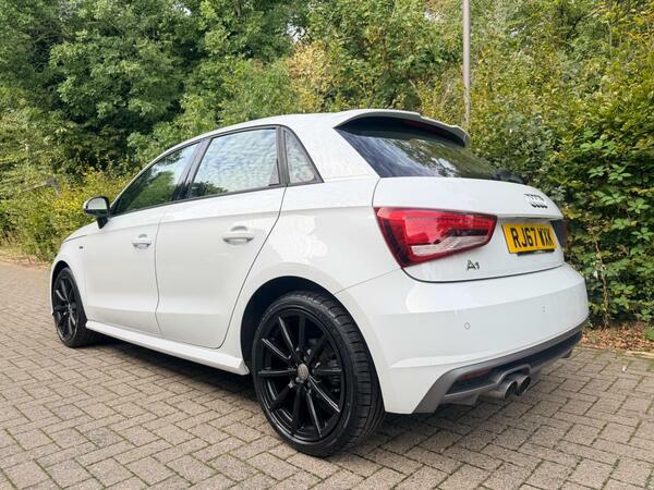 Audi A1 1.4 Tfsi Cod S Line Sportback Euro 6 Ss RJ67WXK #4