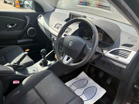Renault Megane 1.6 16V Dynamique Black #6