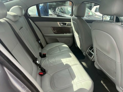 Jaguar XF 2.2 D Premium Luxury 190 Bhp Silver #11