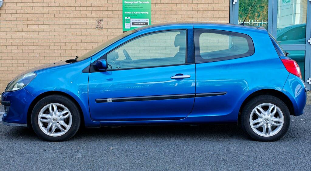 Renault Clio Dynamique Blue #6