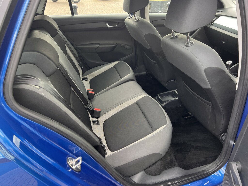 Skoda Fabia 1.0 Tsi Se Blue #6