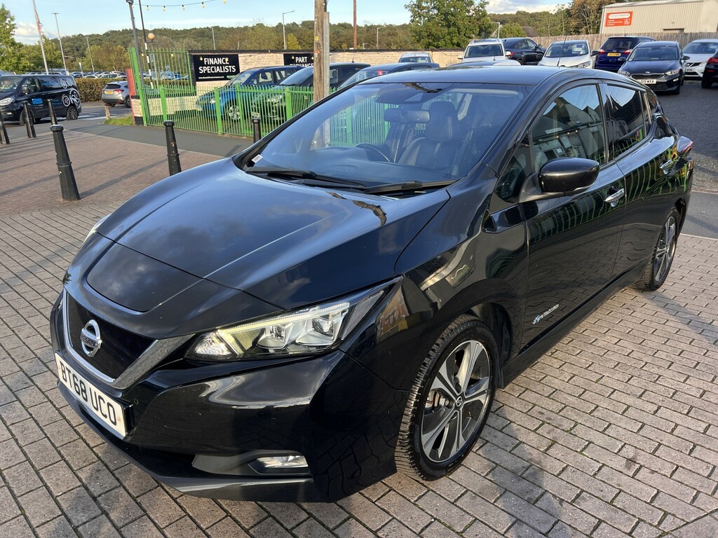 Nissan Leaf Hatchback 40Kwh Tekna 2018 Black #2