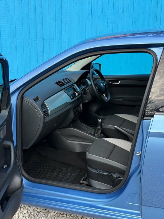 Skoda Fabia 2016 1.0 Se Hatchback Euro 6 S Blue #3