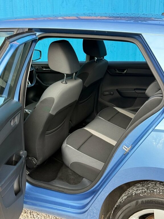 Skoda Fabia 2016 1.0 Se Hatchback Euro 6 S Blue #4