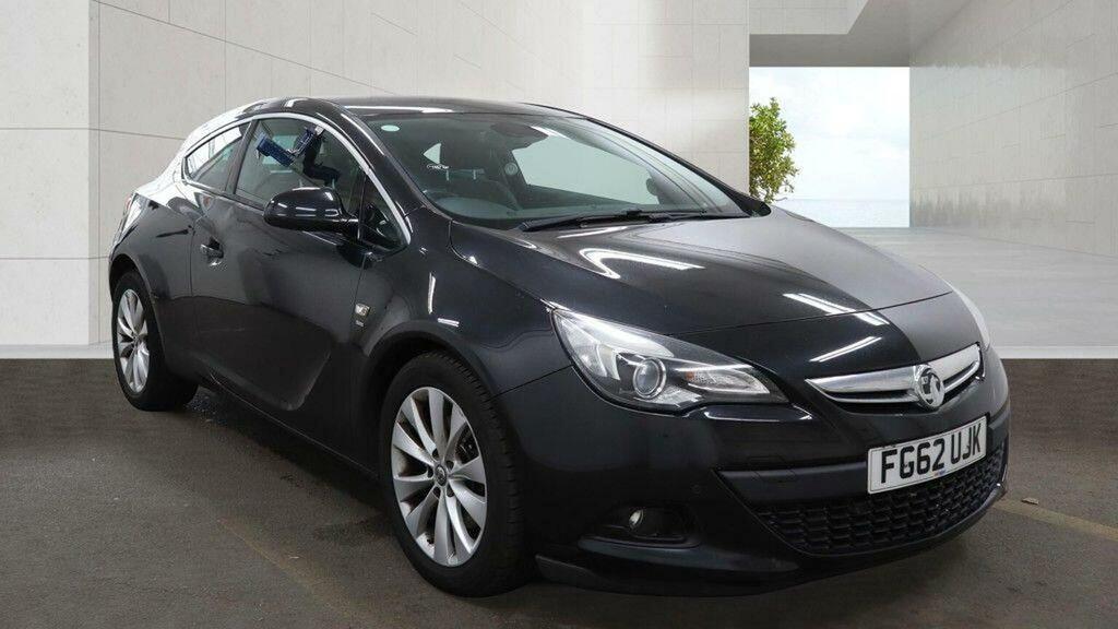 Vauxhall Astra GTC Coupe 2.0 Cdti Sri Euro 5 201262 Black