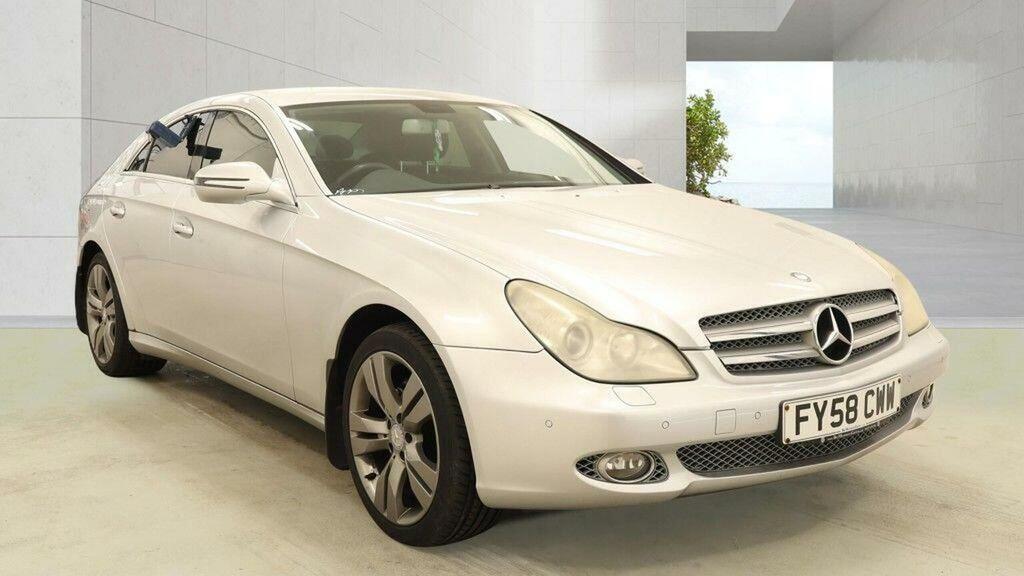 Mercedes-Benz CLS Saloon 3.0 Cls320 Cdi Coupe 7G-tronic 200858 Silver