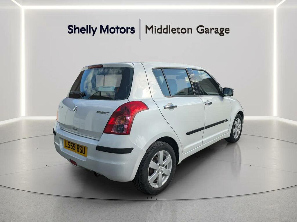 Suzuki Swift 1.3 Sz-l White #6