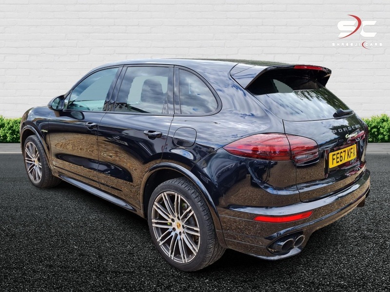 Porsche Cayenne S E-hybrid Tiptronic Black #4