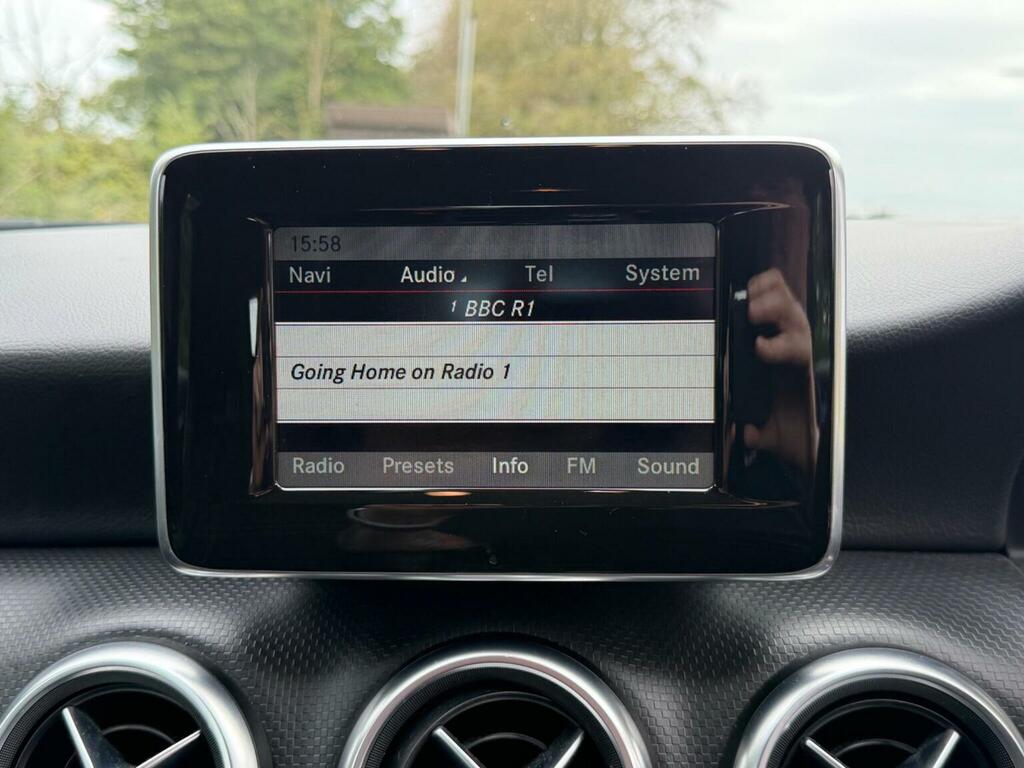 Mercedes-Benz A Class Hatchback A180 Cdi Blueefficiency Amg Sport Ma White #24