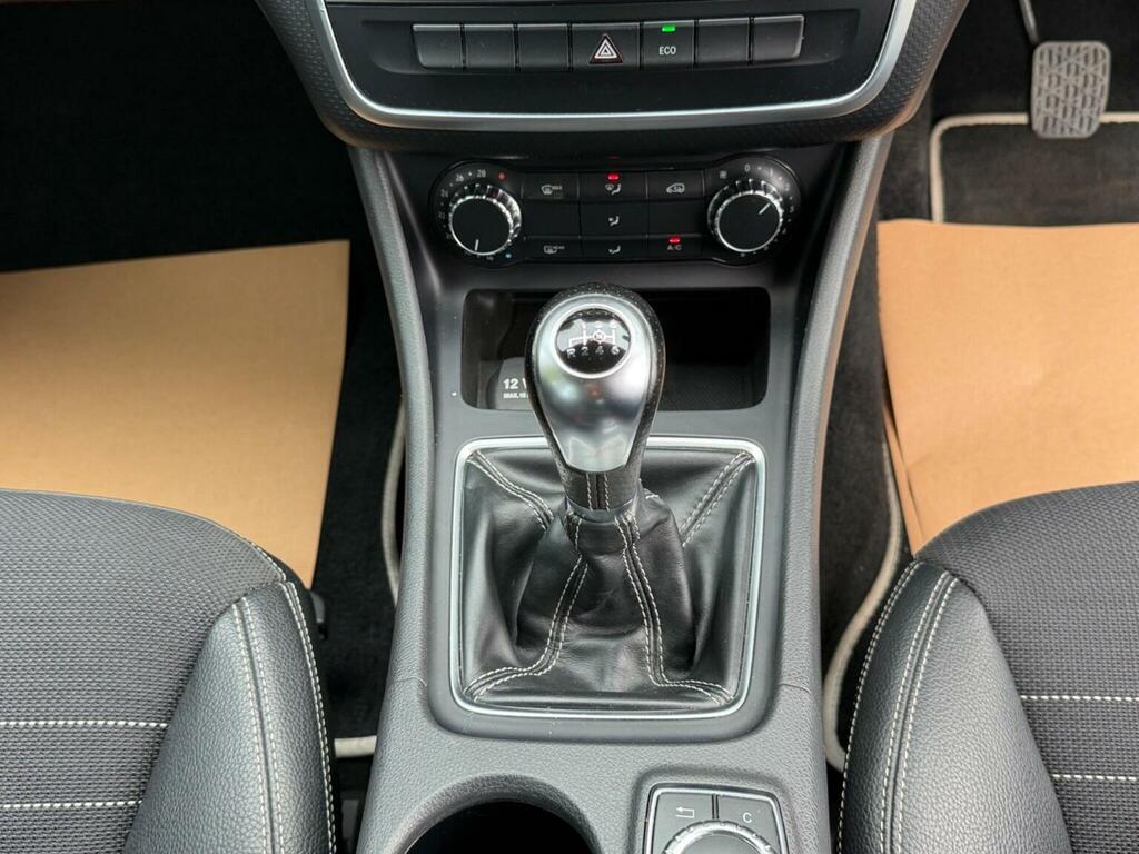 Mercedes-Benz A Class Hatchback A180 Cdi Blueefficiency Amg Sport Ma White #28