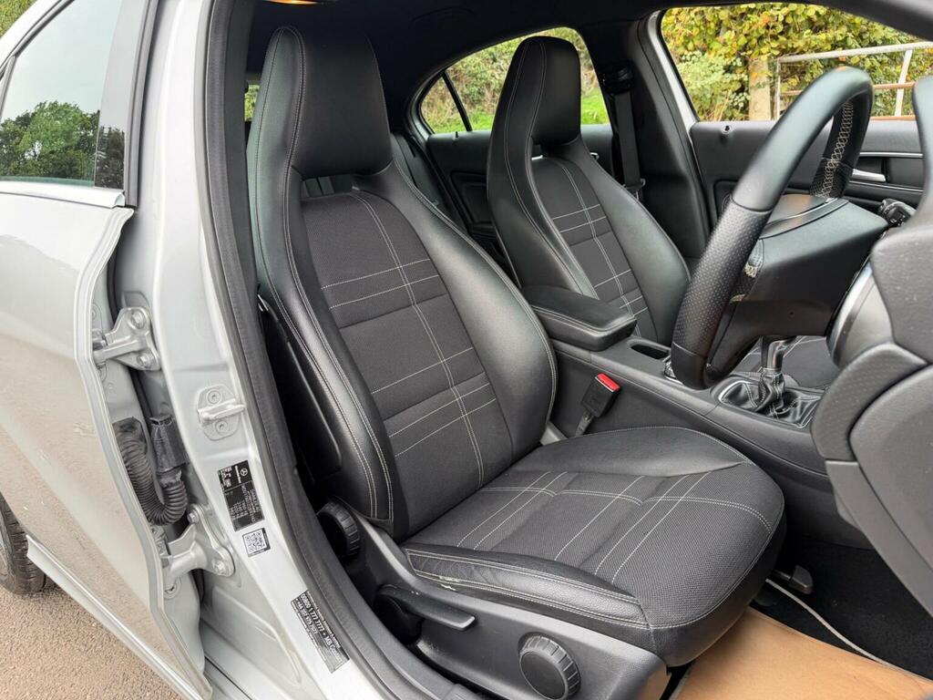 Mercedes-Benz A Class Hatchback A180 Cdi Blueefficiency Amg Sport Ma White #13