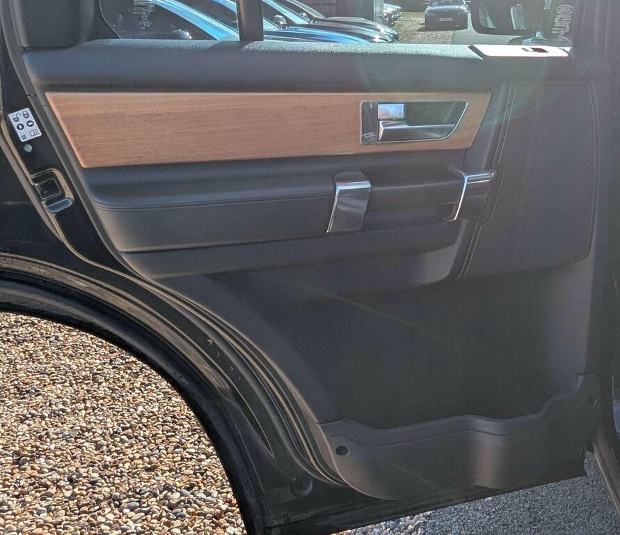 Land Rover Discovery 4 Sd V6 Hse Black #17