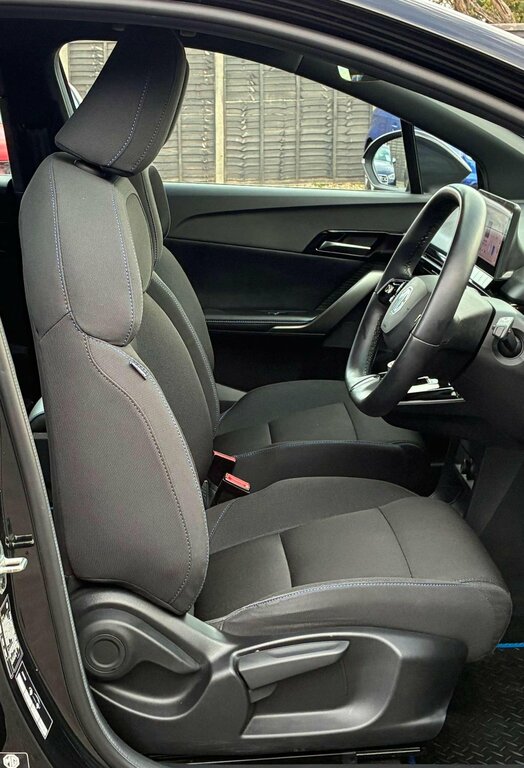 MG MG4 64Kwh Se Long Range Hatchback 2 Black #10