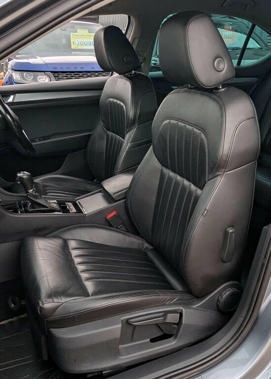 Skoda Superb 2L Sportline Green #14