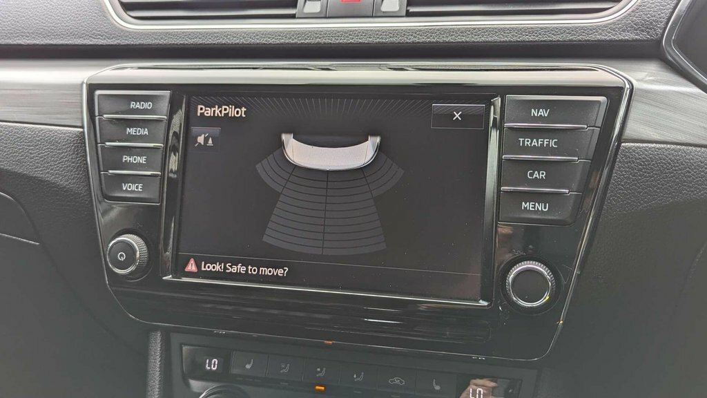 Skoda Superb 2L Sportline Green #21