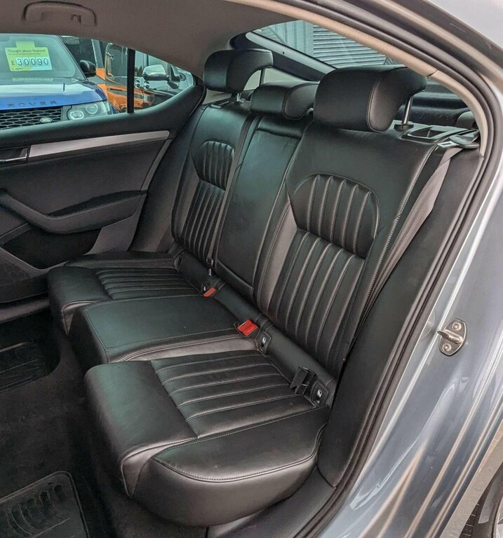 Skoda Superb 2L Sportline Green #18
