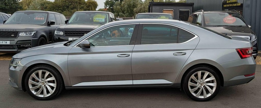 Skoda Superb 2L Sportline Green #4