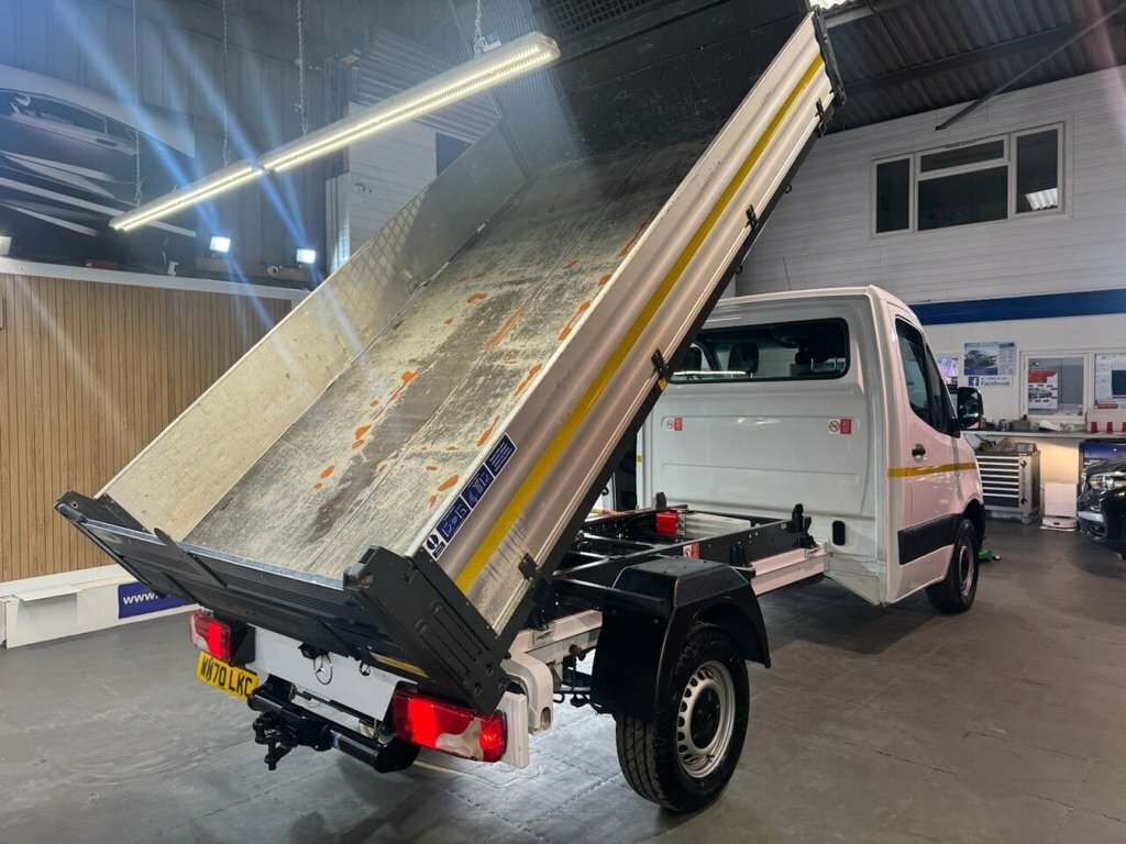 Mercedes-Benz Sprinter 2L Progressive White #3