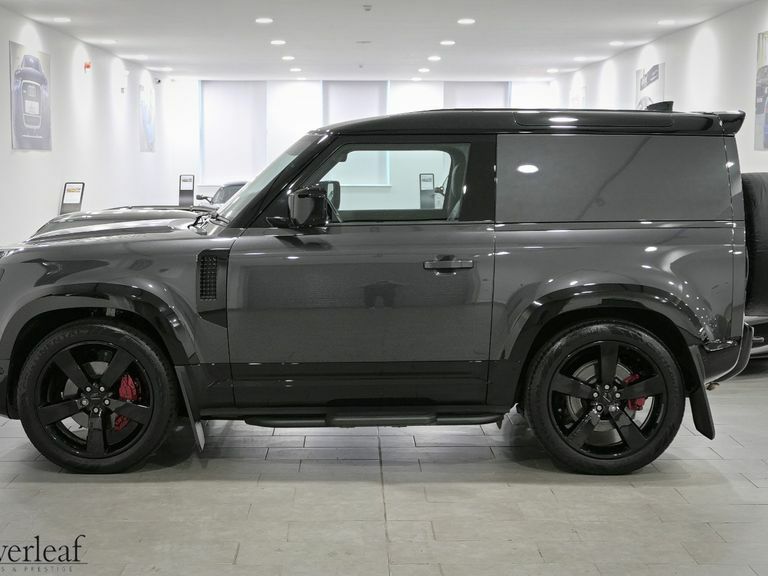 Land Rover Defender 90 2025 75 Land Rover Defender 90 D350 Hard Top X-dyn Grey #4