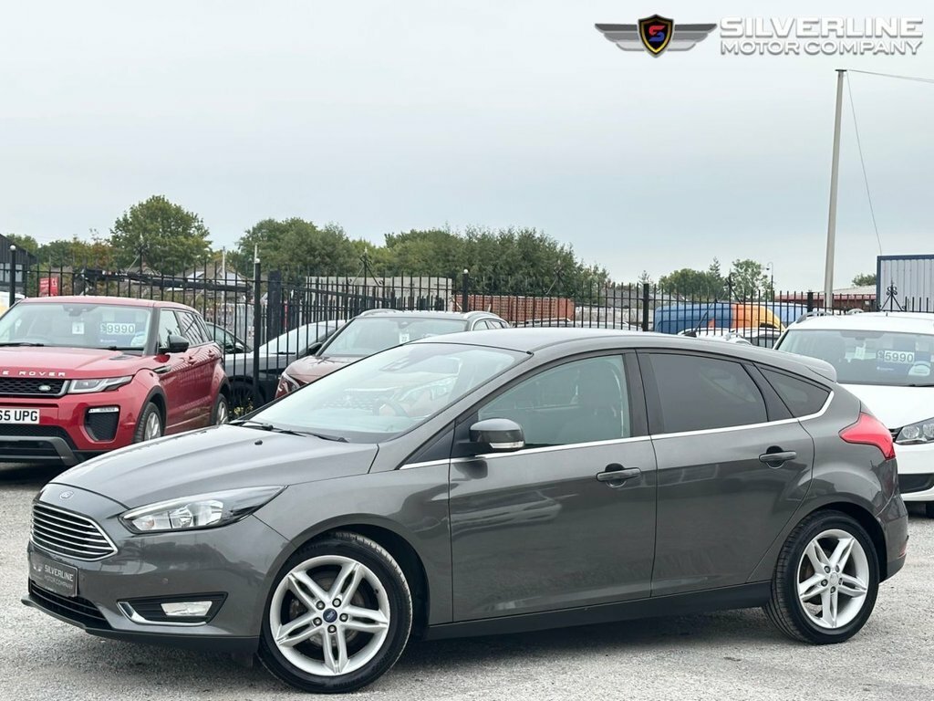 Ford Focus 1L Titanium SO65JUT Grey #4