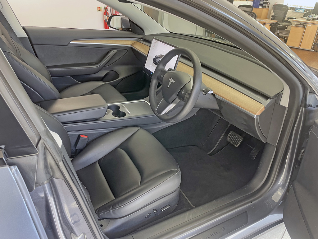 Tesla Model 3 Standard Range Rwd  #5
