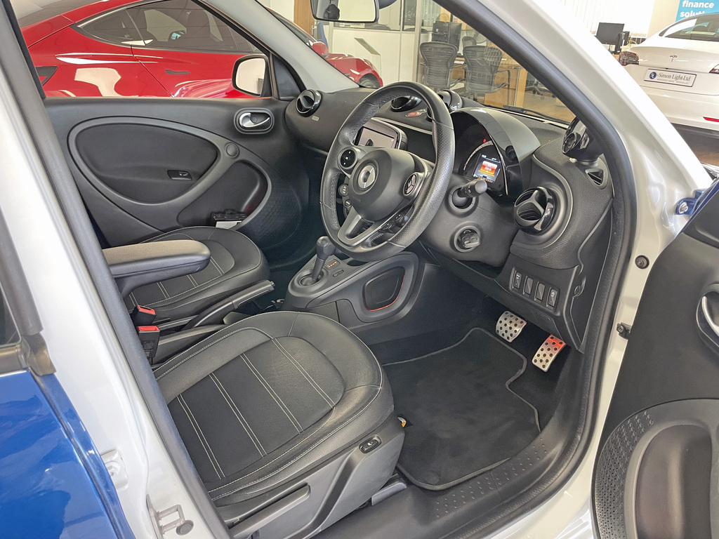 Smart Forfour Forfour Prime Sport Premium Plus 0.9 Turbo 90 Bhp #5