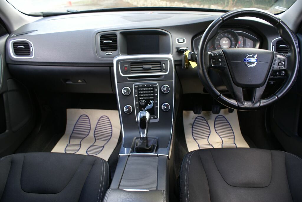 Volvo S60 D3 Business Edition Df16yky Ulez Red #14
