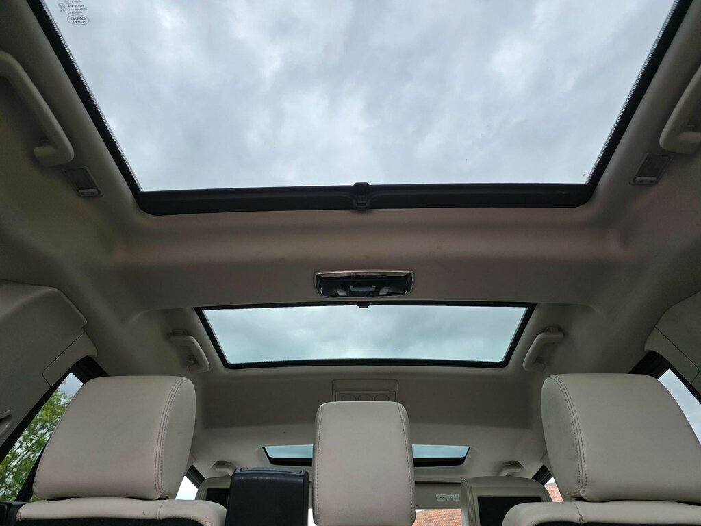 Land Rover Discovery 4 3L Hse Black #21