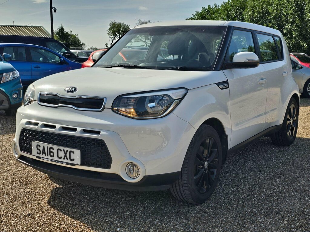 Kia Soul 1.6 Gdi Connect Euro 6 White #2