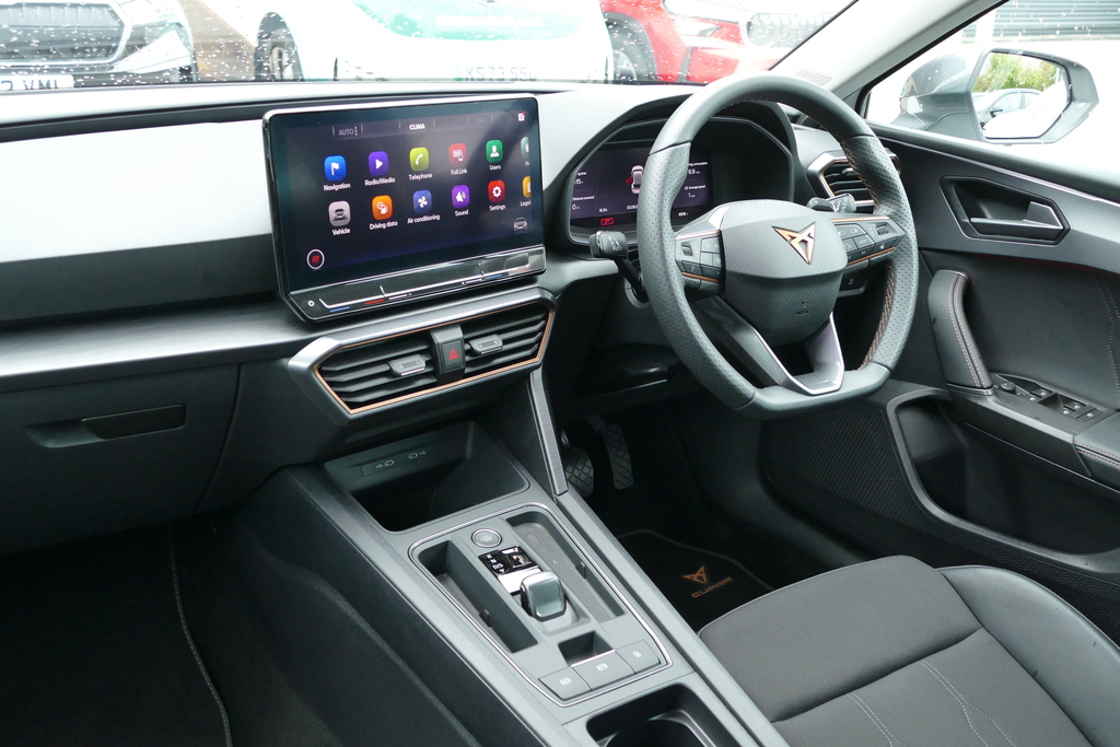 Cupra Leon 1.5 Etsi V1 Dsg 150 Ps White #2