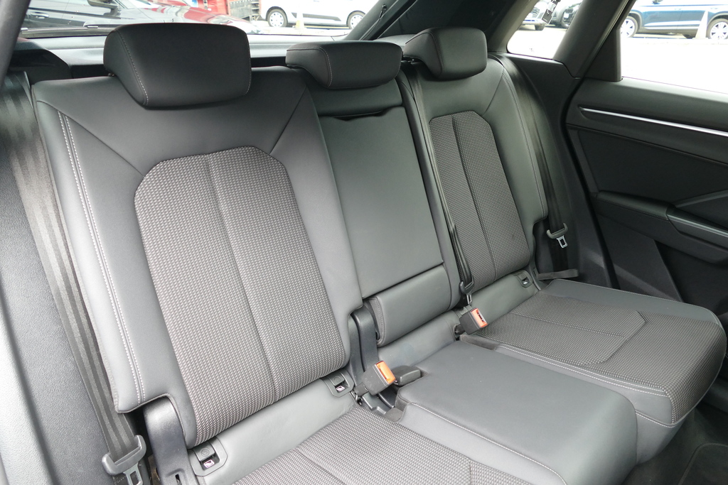 Audi Q3 Q3 Sport 35 Tdi White #13