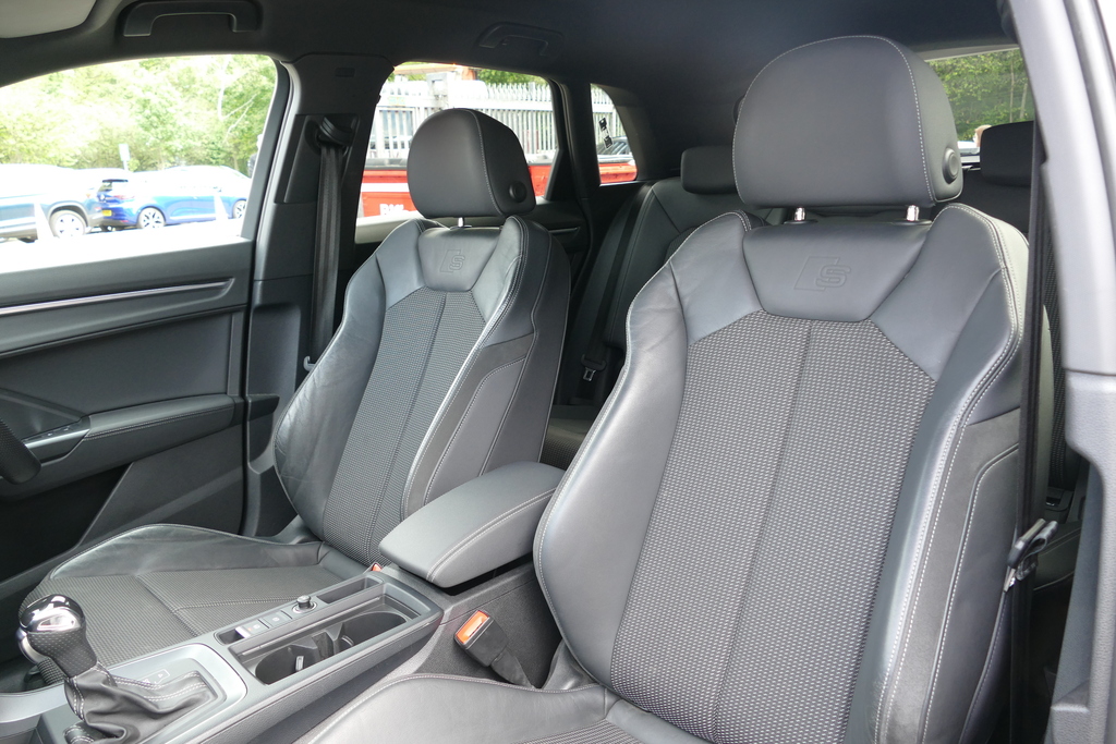 Audi Q3 Q3 Sport 35 Tdi White #7