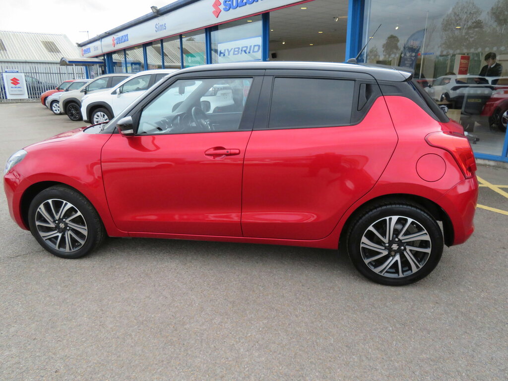 Suzuki Swift Swift Hatchback Red #6