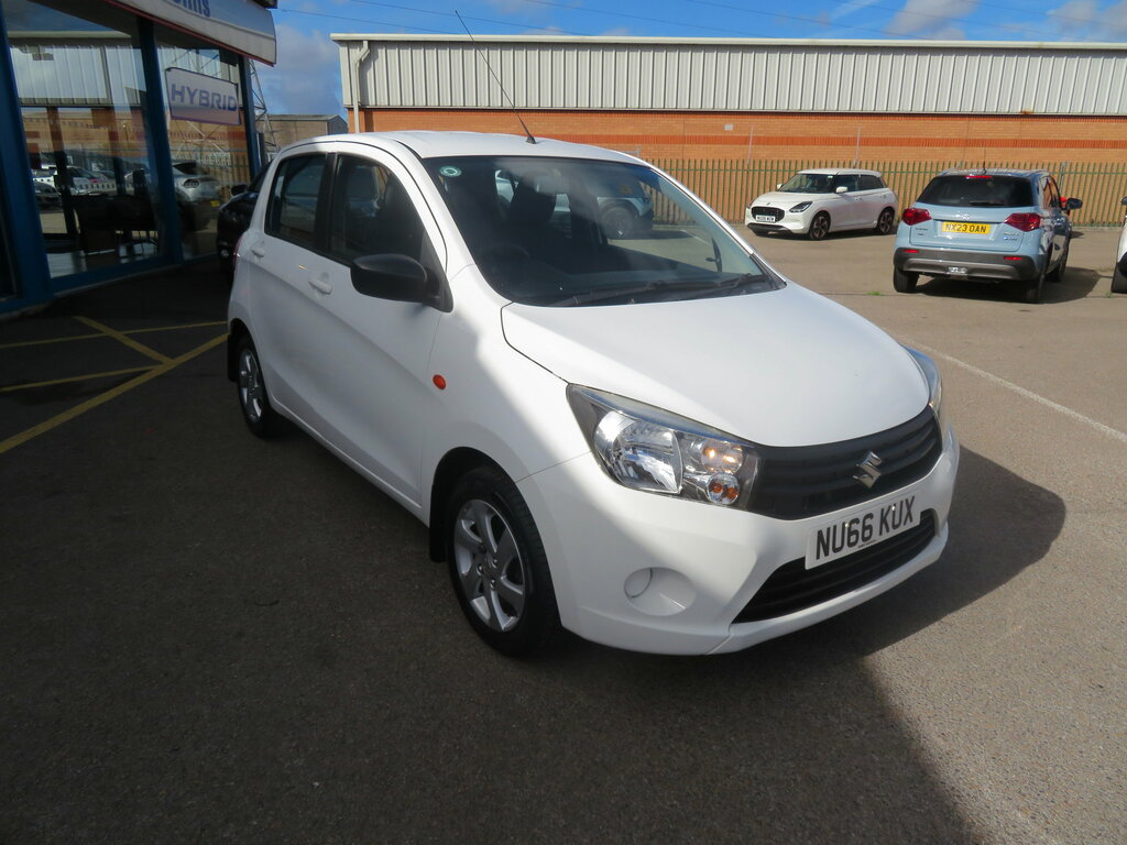 Suzuki Celerio Celerio Hatchback White #4