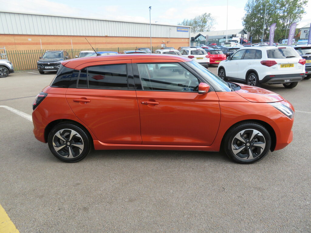 Suzuki Swift Swift Hatchback Orange #6