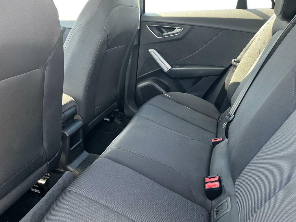Audi Q2 2.0 Tdi 30 Technik Euro 6 Ss Grey #4