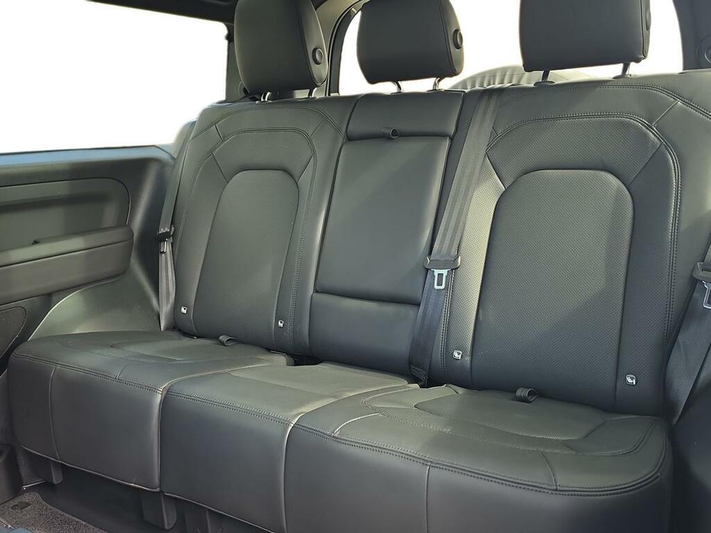 Land Rover Defender 90 3.0 D250 90 X-dynamic Hse CU75LHC Grey #4