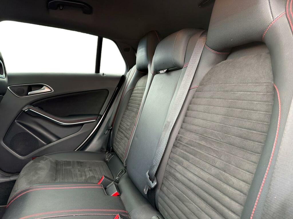 Mercedes-Benz CLA Class 2.1 Cla200d Amg Line Shooting Brake Euro 6 Ss 5 Silver #4