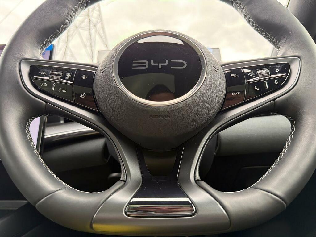 Byd Seal 82.5Kwh Excellence Saloon Awd 5 Grey #38