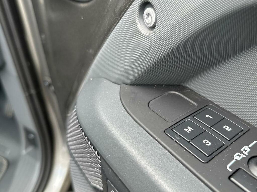 Land Rover Defender 110 D300 X-dynamic Hse Carpathian Grey Grey #25